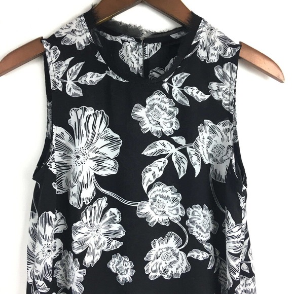 Who What Wear Womens Top Small Black White Floral Sleeveless Chiffon Blouse - Picture 8 of 11